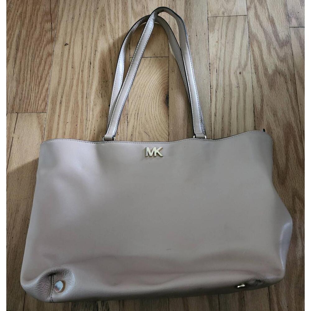 Michael Kors Bag Womens Size Medium Beige Tote‎ Travel Double Handles Logo